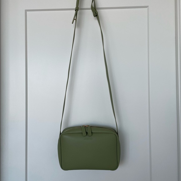 Monos Crossbody - Picture 3 of 6